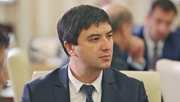 Новый председатель Госкомитета по делам межнациональных отношений и депортированных граждан Республики Крым Ленур Абдураманов