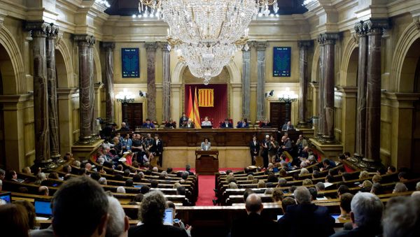Парламент Каталонии проголосовал за независимость от Испании