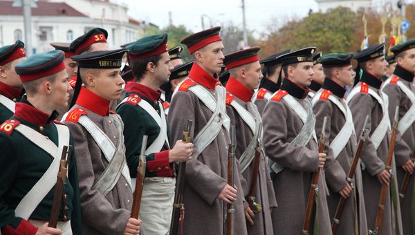 Участники военно-исторического фестиваля Русская Троя, Севастополь Участники военно-исторического фестиваля Русская Троя, Севастополь