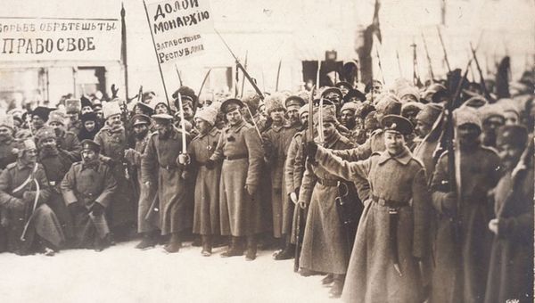 Российские военнослужащие в 1917 году