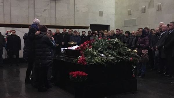 Церемония прощания с руководителем Крымского УФАС России Тимофея Кураева в Москве