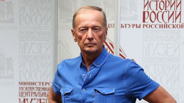 Сатирик Михаил Задорнов во время празднования 80-летнего юбилея поэта Е. Евтушенко в Галерее-музее Е. Евтушенко