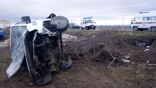 ДТП с участием трех автомобилей на трассе Симферополь-Феодосия