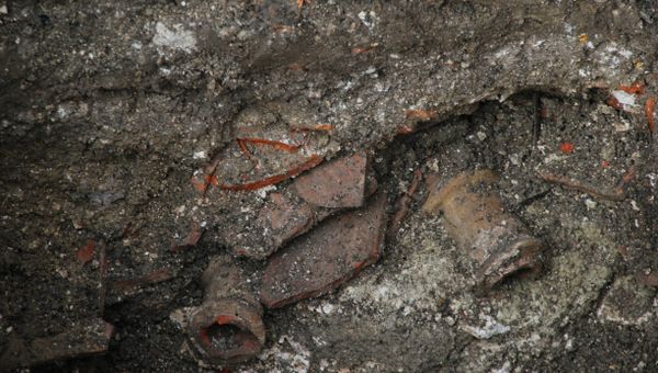 Раскопки на месте обнаружения дворца Калга-султана в Симферополе