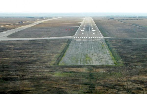 Взлетно-посадочная полоса для посадки орбитальных космических кораблей типа Буран
