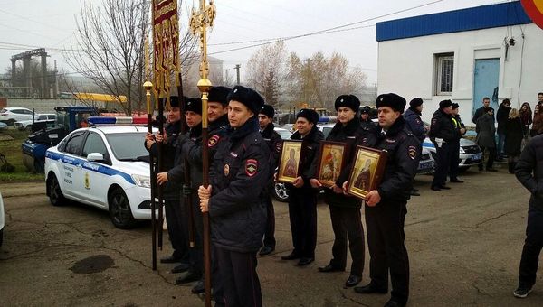 Крестный ход в память о жертвах ДТП на автодороге Темрюк-Краснодар