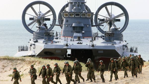 Малый десантный корабль на воздушной подушке (МДКВП) Мордовия