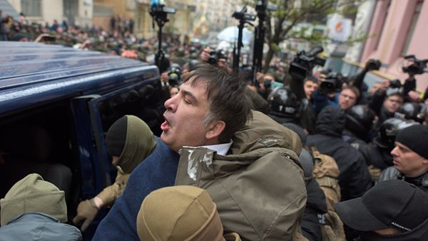 Столкновение сторонников Михаила Саакашвили с сотрудниками Национальной гвардии в Киеве. 5 декабря 2017