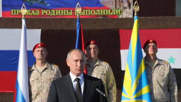 Президент РФ В. Путин посетил авиабазу Хмеймим в Сирии