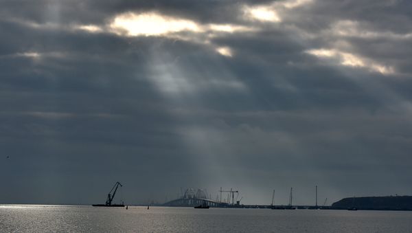 Вид на мост через Керченский пролив