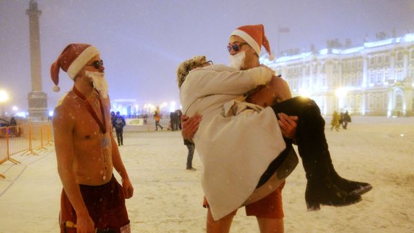 Новогодние гуляния. Архивное фото