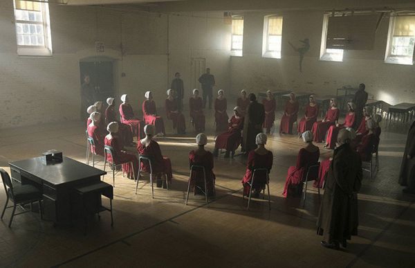 Кадр из сериала Рассказ служанки 