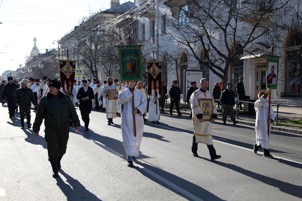 В Севастополе в рамках празднования Рождества прошел традиционный крестный ход