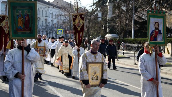 В Севастополе в рамках празднования Рождества прошел традиционный крестный ход