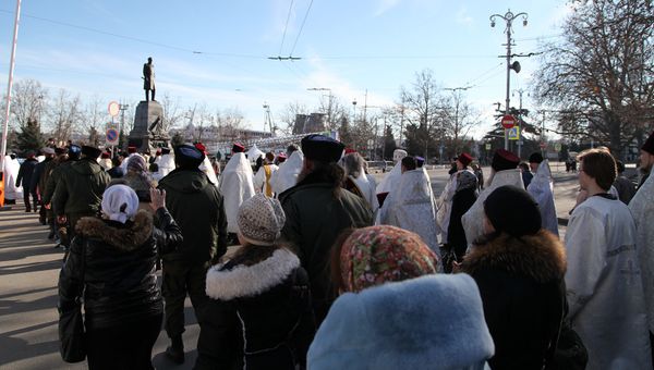 В Севастополе в рамках празднования Рождества прошел традиционный крестный ход