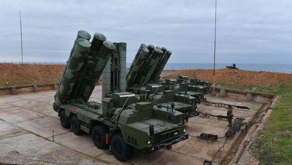 Дивизион С-400 в Севастополе