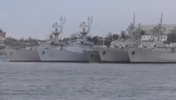 В Сети появилось видео украинских кораблей, которые сейчас находятся в Крыму