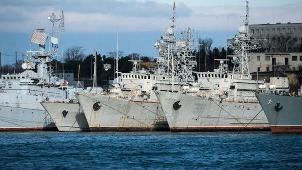 Военные корабли, принадлежащие Украине, в Крыму