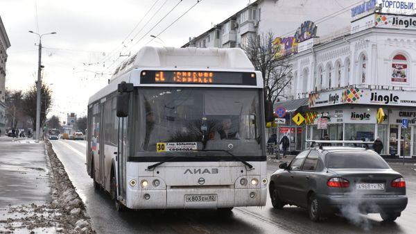 Общественный транспорт в Симферополе зимой Общественный транспорт в Симферополе зимой