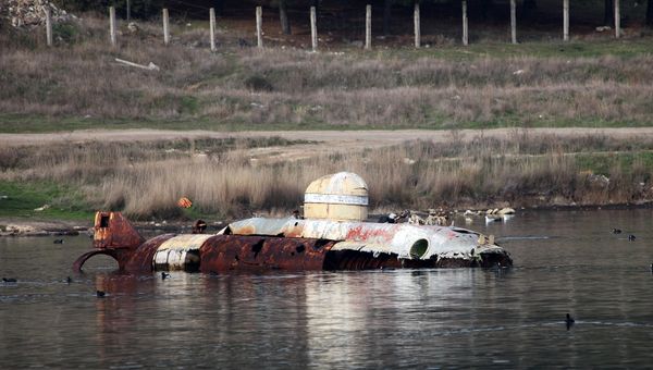 Мини-субмарина АС-11 в Казачьей бухте Севастополя в настоящее время Мини-субмарина АС-11 в Казачьей бухте Севастополя в настоящее время