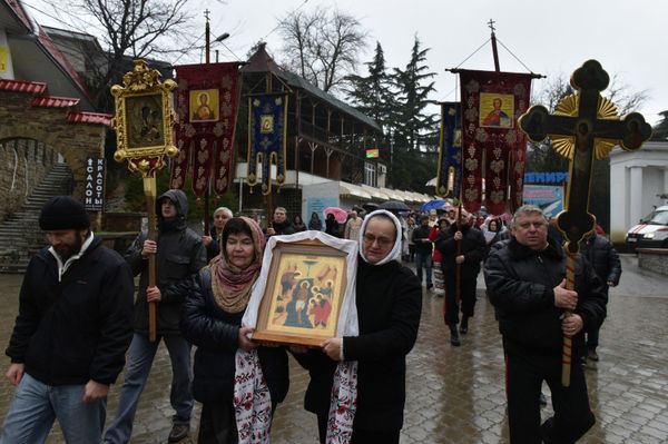 Крестный ход в честь Крещения в Алуште