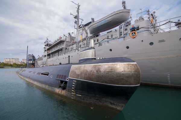 Подлодка Запорожье ВМС Украины в Севастополе, сентябрь 2013 года