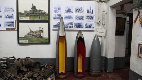 Снаряды для орудий 30-й береговой батареи Севастополя, а также боеприпасы и амуниция, обнаруженные после Великой Отечественной войны