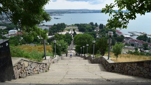 Митридатская лестница в Керчи