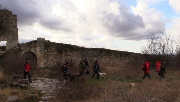 В Бахчисарайском районе спасатели ищут пропавшего подростка