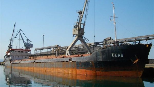 Сухогруз BERG под флагом Молдовы
