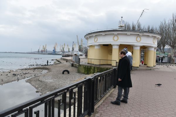 Глава Феодосии Сергей Фомич прошелся с корреспондентом РИА Новости Крым по городу
