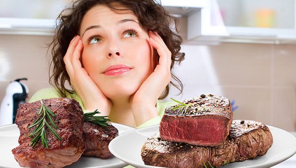 Девушка и мясо