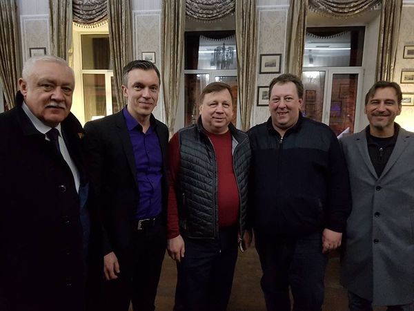 Встреча членов немецкой делегации с главой администрации Симферополя Игорем Лукашевым (в центре) и главой Национально-культурной автономии немцев Крыма Юрием Гемпелем