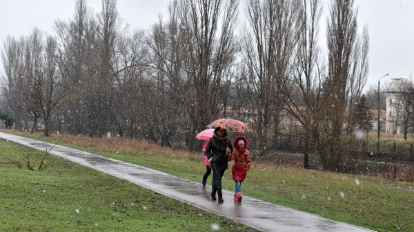 Мокрый снег в Симферополе