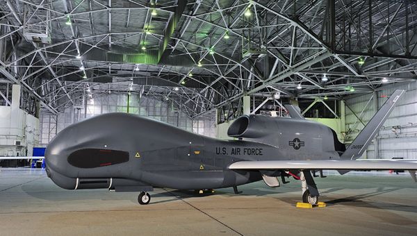 Беспилотный летательный аппарат RQ-4A Global Hawk