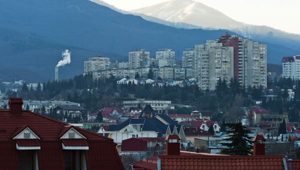 Жилые кварталы в Алуште. Архивное фото