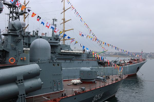 Праздничные мероприятия в Севастополе, посвященные Дню защитника Отечества Праздничные мероприятия в Севастополе, посвященные Дню защитника Отечества