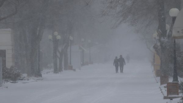 Снегопад в Евпатории. 27 февраля 2018