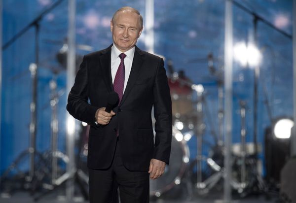 Президент РФ Владимир Путин выступает на концерте-митинге Россия. Севастополь. Крым в Севастополе. 14 марта 2018