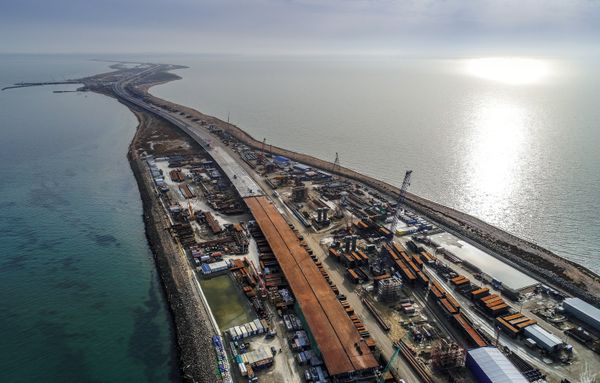 Строительство Крымского моста Строительство Крымского моста