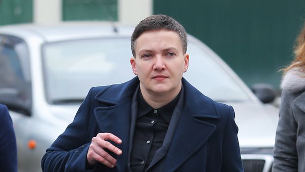 Депутат Верховной рады Украины Надежда Савченко перед допросом в СБУ в Киеве. 15 марта 2018