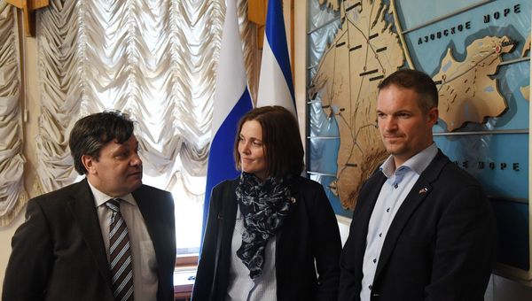 Иностранные наблюдатели за выборами президента РФ в Крыму