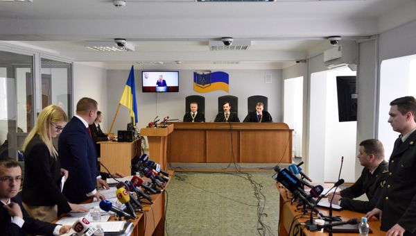 Суд в Киеве по делу экс-президента Украины В. Януковича