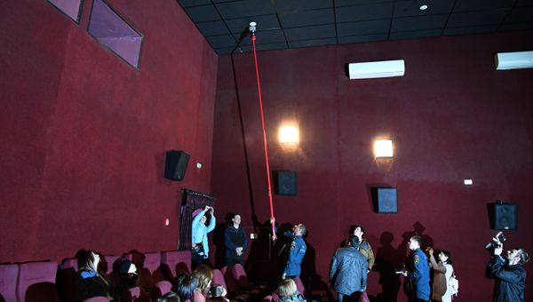 Проверка системы оповещения в рамках противопожарной безопасности в кинотеатре Спартак Проверка системы оповещения в рамках противопожарной безопасности в кинотеатре Спартак