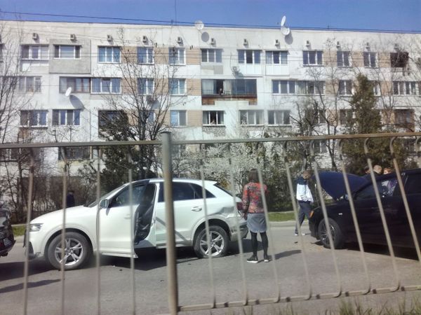 ДТП с участием пяти легковых автомобилей в Симферополе. 31 марта 2018 