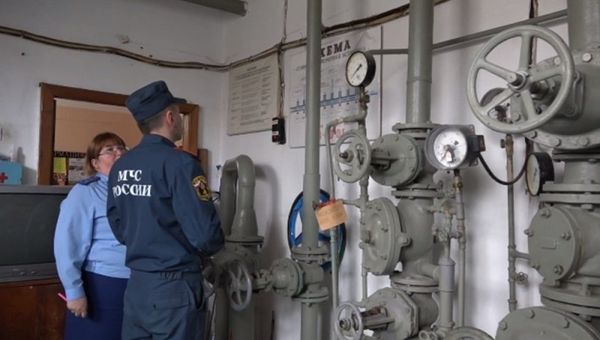 Проверка пожарной безопасности в местах массового пребывания людей в Керчи