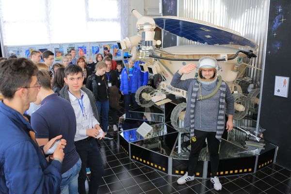 Дети из Германии в МДЦ Артек
