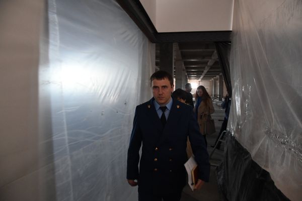 Проверка состояния противопожарной безопасности в ТЦ Центрум в Симферополе
