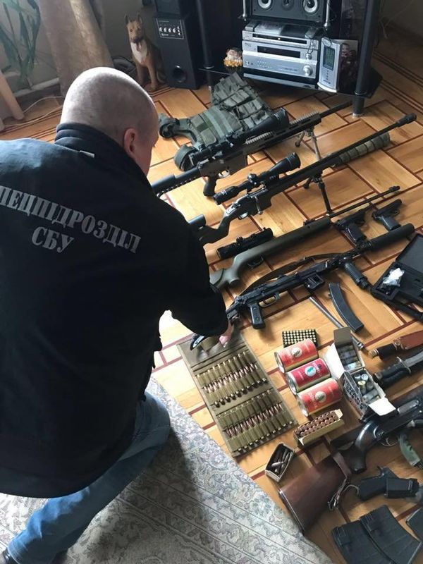 В Одессе правоохранители изъяли крупный арсенал оружия