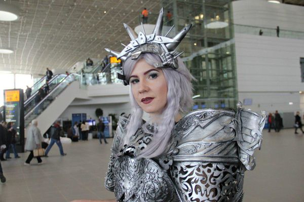 Фантастические герои в новом терминале аэропорта Симферополь